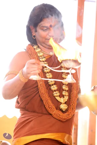 3-Dhwajarohanam_Photo_1040_IMG_5114_CMP_WM