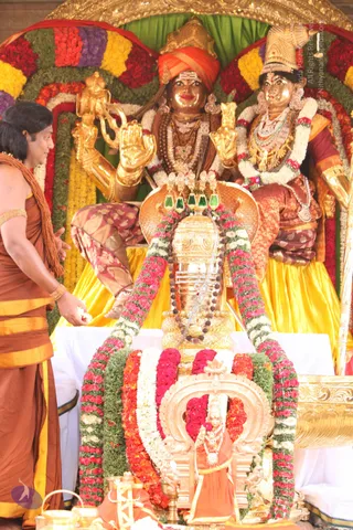 3-Dhwajarohanam_Photo_1045_IMG_5117_CMP_WM(1)