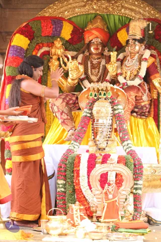 3-Dhwajarohanam_Photo_1047_IMG_5119_CMP_WM(1)