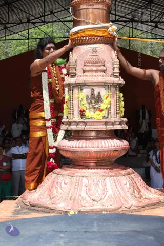 3-Dhwajarohanam_Photo_1171_IMG_5302_CMP_WM