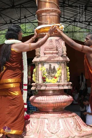 3-Dhwajarohanam_Photo_1180_IMG_5307_CMP_WM(1)