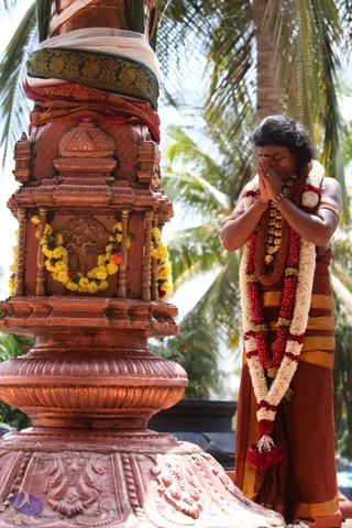 3-Dhwajarohanam_Photo_1216_IMG_5356_CMP_WM