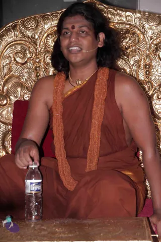4-Swamiji-Lunch-With-Aadheenavasis_Photo_1013_IMG_3551_CMP_WM
