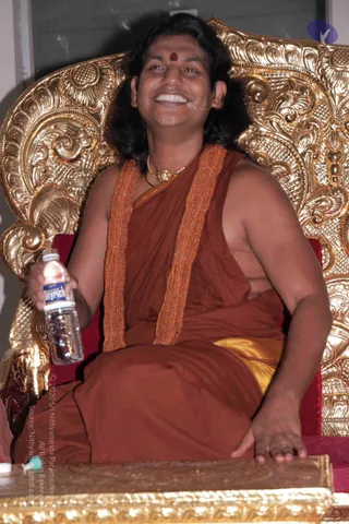 4-Swamiji-Lunch-With-Aadheenavasis_Photo_1014_IMG_3552_CMP_WM