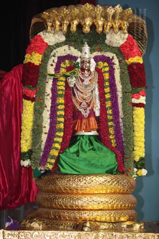 00--TempleTour-MM-DTA-SarvaDarshan-6.45AM-9.20AM_Photo_1025_IMG_6553_CMP_WM