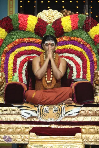 00--TempleTour-MM-DTA-SarvaDarshan-6.45AM-9.20AM_Photo_1048_IMG_6619_CMP_WM