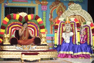 00--TempleTour-MM-DTA-SarvaDarshan-6.45AM-9.20AM_Photo_1050_IMG_6626_CMP_WM