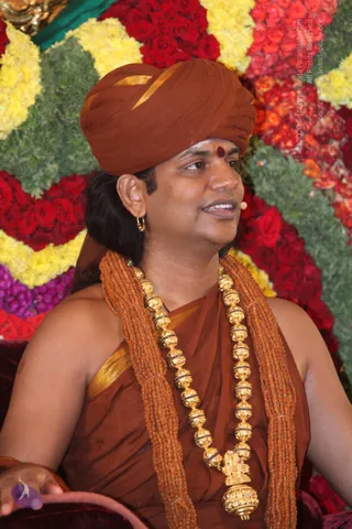 02-Satsang_Photo_1001_IMG_6911_CMP_WM