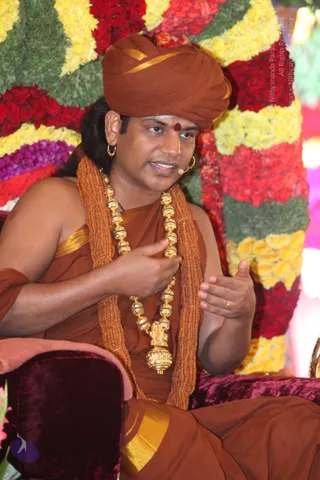 02-Satsang_Photo_1003_IMG_6915_CMP_WM