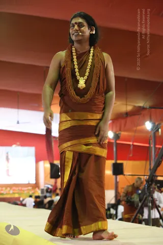 02-Satsang_Photo_1045_IMG_7325_CMP_WM