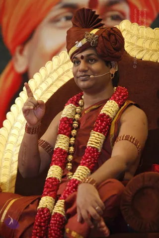 2-NITHYA-SATSANG_Photo_1001__MG_0824_CMP_WM