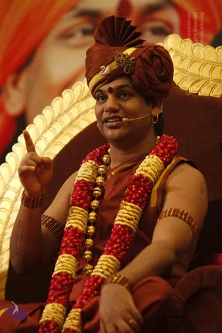 2-NITHYA-SATSANG_Photo_1002__MG_0825_CMP_WM