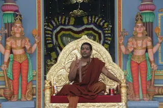 02-MorningNithyaSatsang_Photo_1010_20131229_IMG_198501