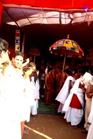 1-Nithya-Satsang_Photo_1031_IMG_3807_CMP_WM