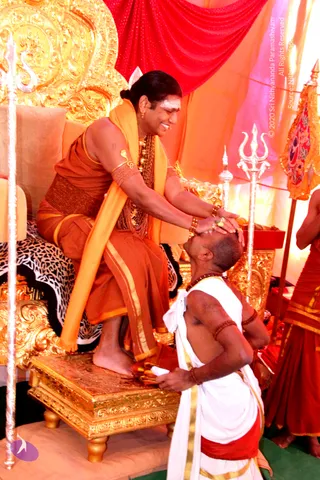 2-Afternoon-Public-Darshan-Annadan-Chandraswami-Visit_Photo_1015_IMG_4922_CMP_WM
