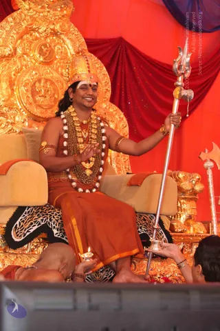 Morning-Satsang-and-Pada-Puja_Photo_1015_IMG_4128_CMP_WM