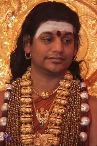 Morning-Satsang-and-Pada-Puja_Photo_1065_IMG_5308_CMP_WM