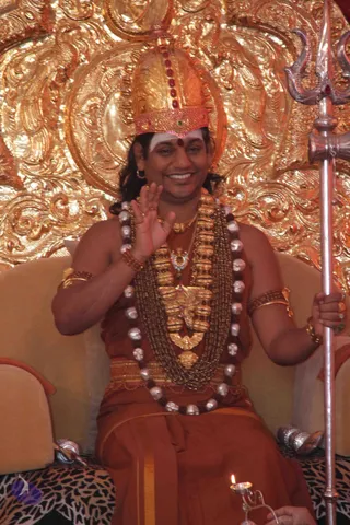 Morning-Satsang-and-Pada-Puja_Photo_1106_IMG_5423_CMP_WM