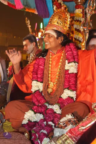 4-Procession-to-Shahi-Snan_Photo_1050_IMG_5942_CMP_WM
