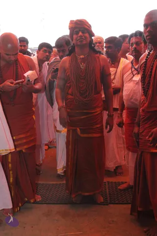Aacharya-Mahamandaleshwar-Of-Maha-Nirvani-Akhada-visit_Photo_1008_IMG_6830_CMP_WM