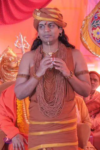 Aacharya-Mahamandaleshwar-Of-Maha-Nirvani-Akhada-visit_Photo_1013_IMG_6864_CMP_WM