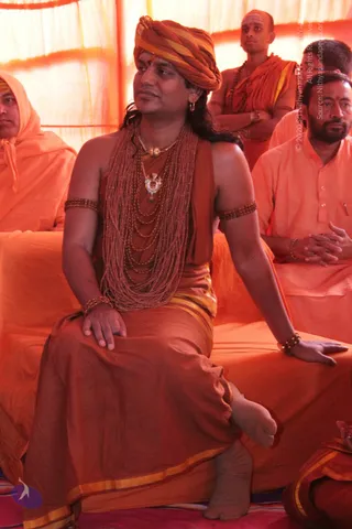 Aacharya-Mahamandaleshwar-Of-Maha-Nirvani-Akhada-visit_Photo_1016_IMG_6910_CMP_WM