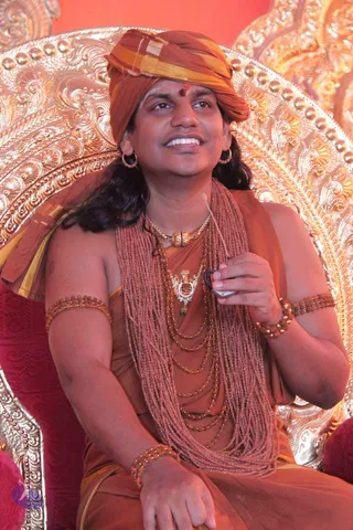 Aacharya-Mahamandaleshwar-Of-Maha-Nirvani-Akhada-visit_Photo_1032_IMG_7065_CMP_WM
