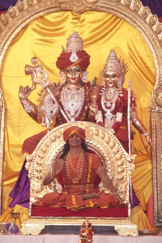 Satsang-Pada-Puja_Photo_1010_IMG_6658_CMP_WM