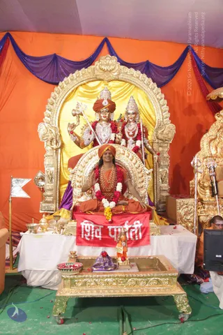 Morning-Satsang_Photo_1001_IMG_0286_CMP_WM