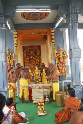 Kumbh-Mela_Photo_1046_IMG_1095_CMP_WM