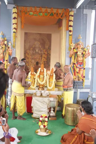 Kumbh-Mela_Photo_1060_IMG_1132_CMP_WM