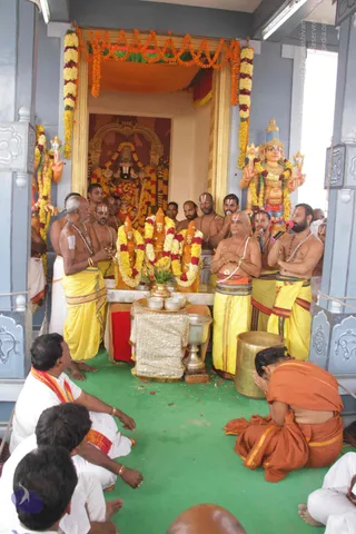 Kumbh-Mela_Photo_1086_IMG_1182_CMP_WM
