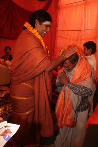 Morning-Satsang_Photo_1024_IMG_1595_CMP_WM