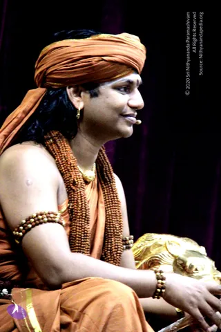 3-Nithya-Satsang_Photo_1030_IMG_9665_CMP_WM