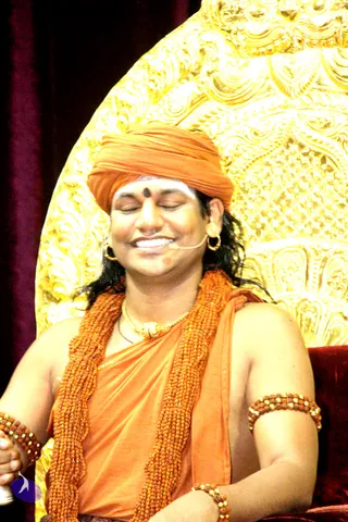 3-Nithya-Satsang_Photo_1041_IMG_9737_CMP_WM