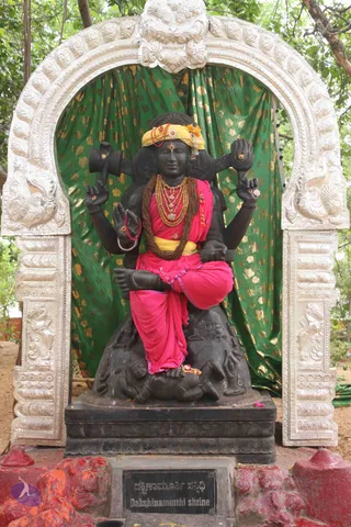 01-TEMPLE_Photo_1018_IMG_4633_CMP_WM