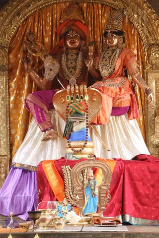 01-TEMPLE_Photo_1007_IMG_4745_CMP_WM