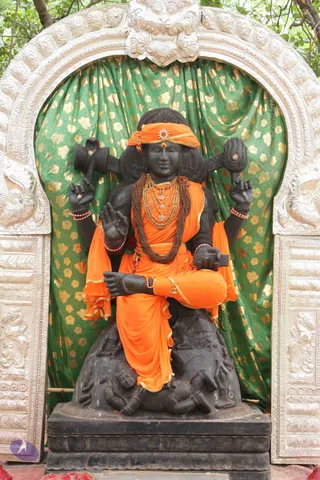 01-TEMPLE_Photo_1030_IMG_4777_CMP_WM