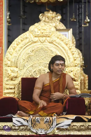 03-SATSANG_Photo_1015__MG_5801_CMP_WM