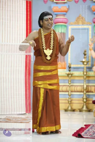 5-NithyaSatsang_Photo_1016__MG_8527_CMP_WM