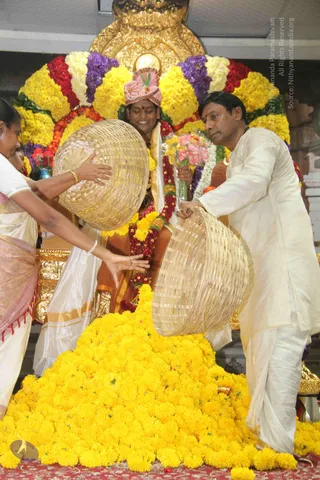 JAYANTI-BRAHMOTSAVAM-2013_Photo_1048_IMG_1330_CMP_WM