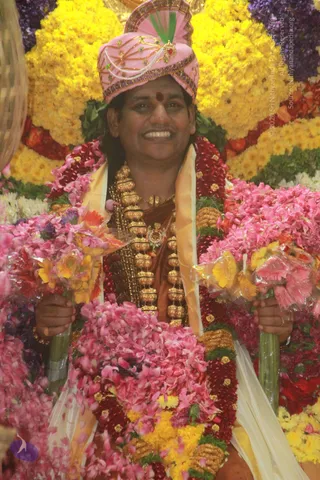 JAYANTI-BRAHMOTSAVAM-2013_Photo_1097_IMG_9036_CMP_WM