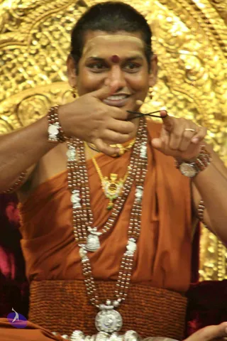 Nithya-Satsang_Photo_1012_IMG_0959_CMP_WM