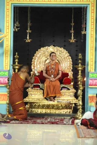 Pada-Puja_Photo_1000_IMG_0825_CMP_WM