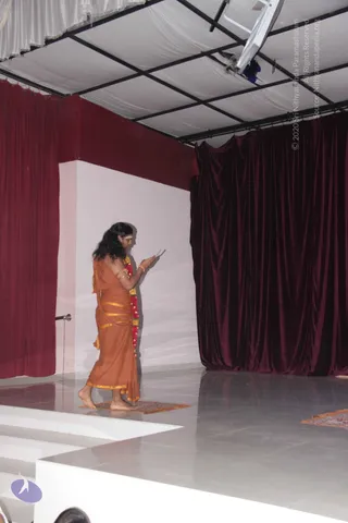 2-SATSANG_Photo_1069_IMG_9915_CMP_WM