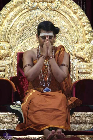 03-Nithya-Satsang_Photo_1006_IMG_0124_CMP_WM