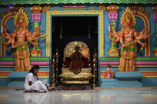 01-Pratyaksha-Pada-Puja_Photo_1006_IMG_0343_CMP_WM