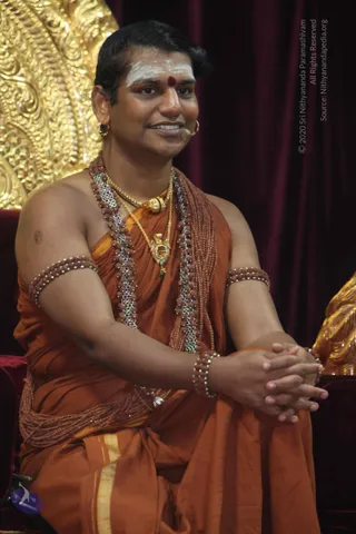 02-Nithya-Satsang_Photo_1001_IMG_0441_CMP_WM