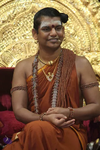 02-Nithya-Satsang_Photo_1003_IMG_0467_CMP_WM