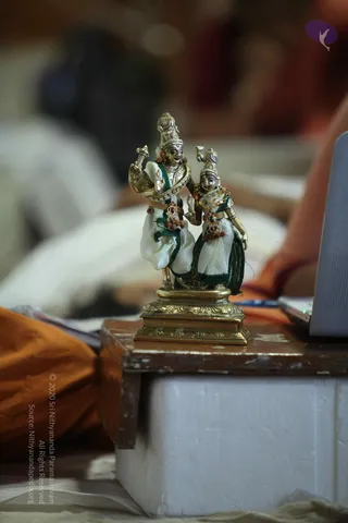 Nithya-Satsang_Photo_1001_IMG_1536_CMP_WM